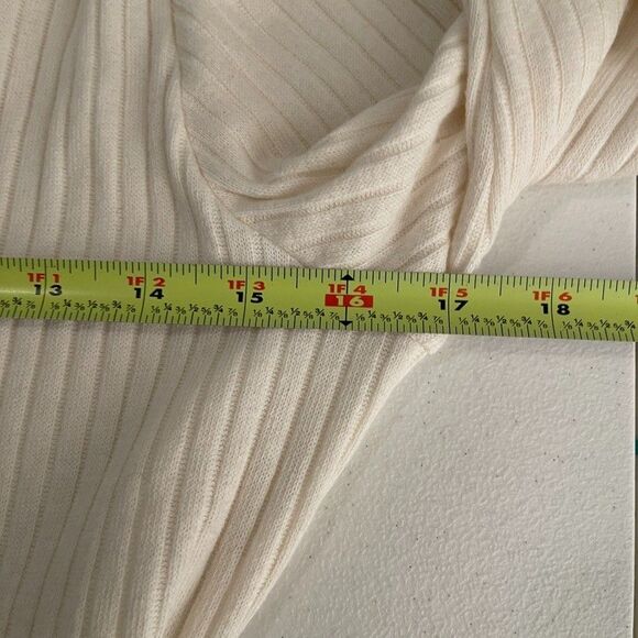 Old Navy Cardigan Women's Large Cream Ribbed Single Button Sweater Cottage - Picture 8 of 10